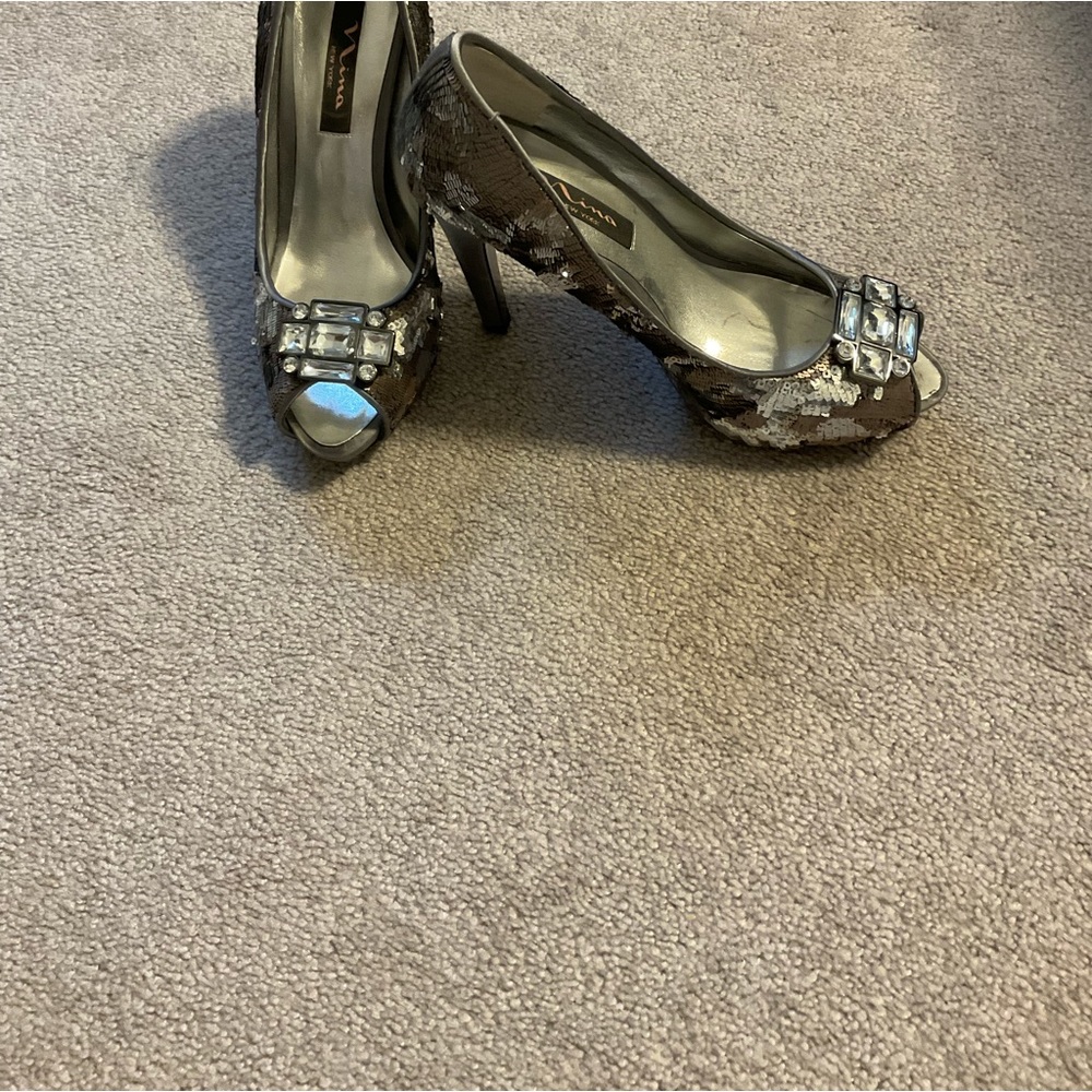 Beautiful 4” Nina heels